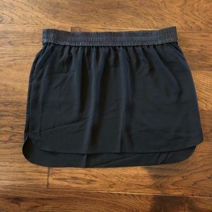 14 VS Miniskirt